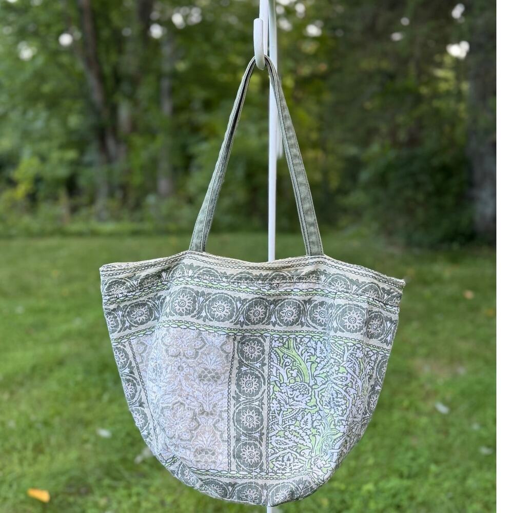 American Eagle Y2K Quilted Patchwork Boho Tote Bag